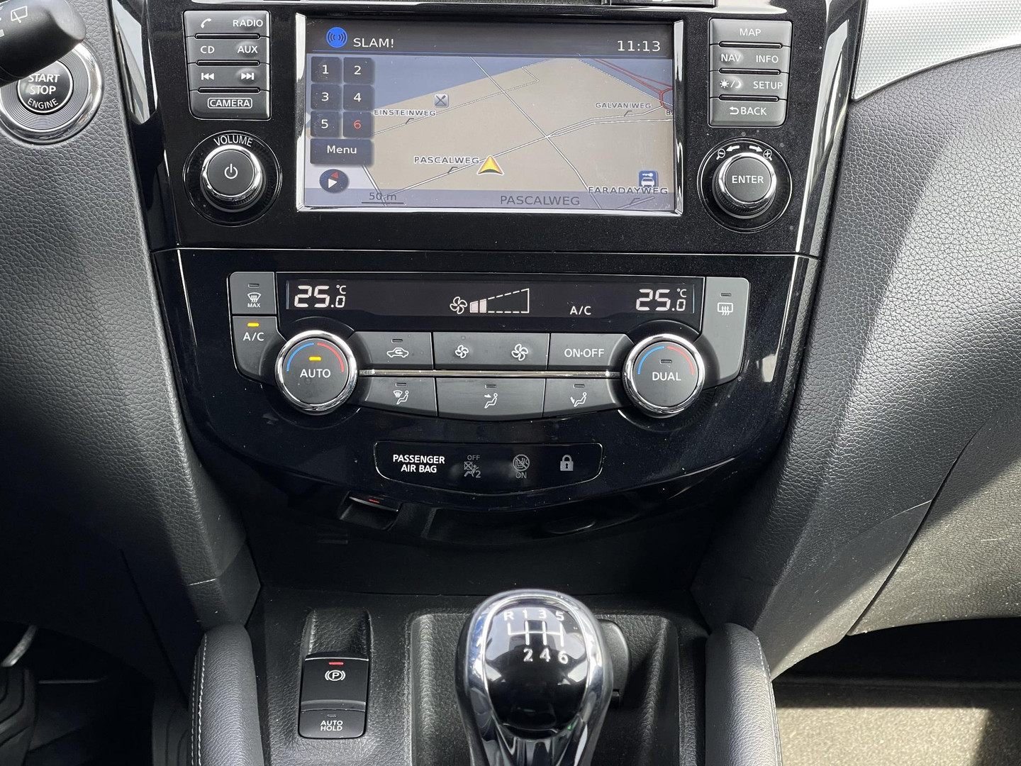 Nissan Nissan