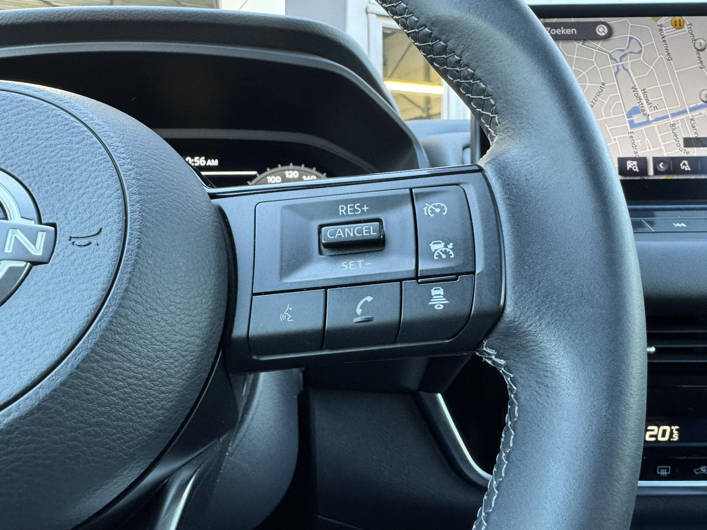 Nissan Nissan