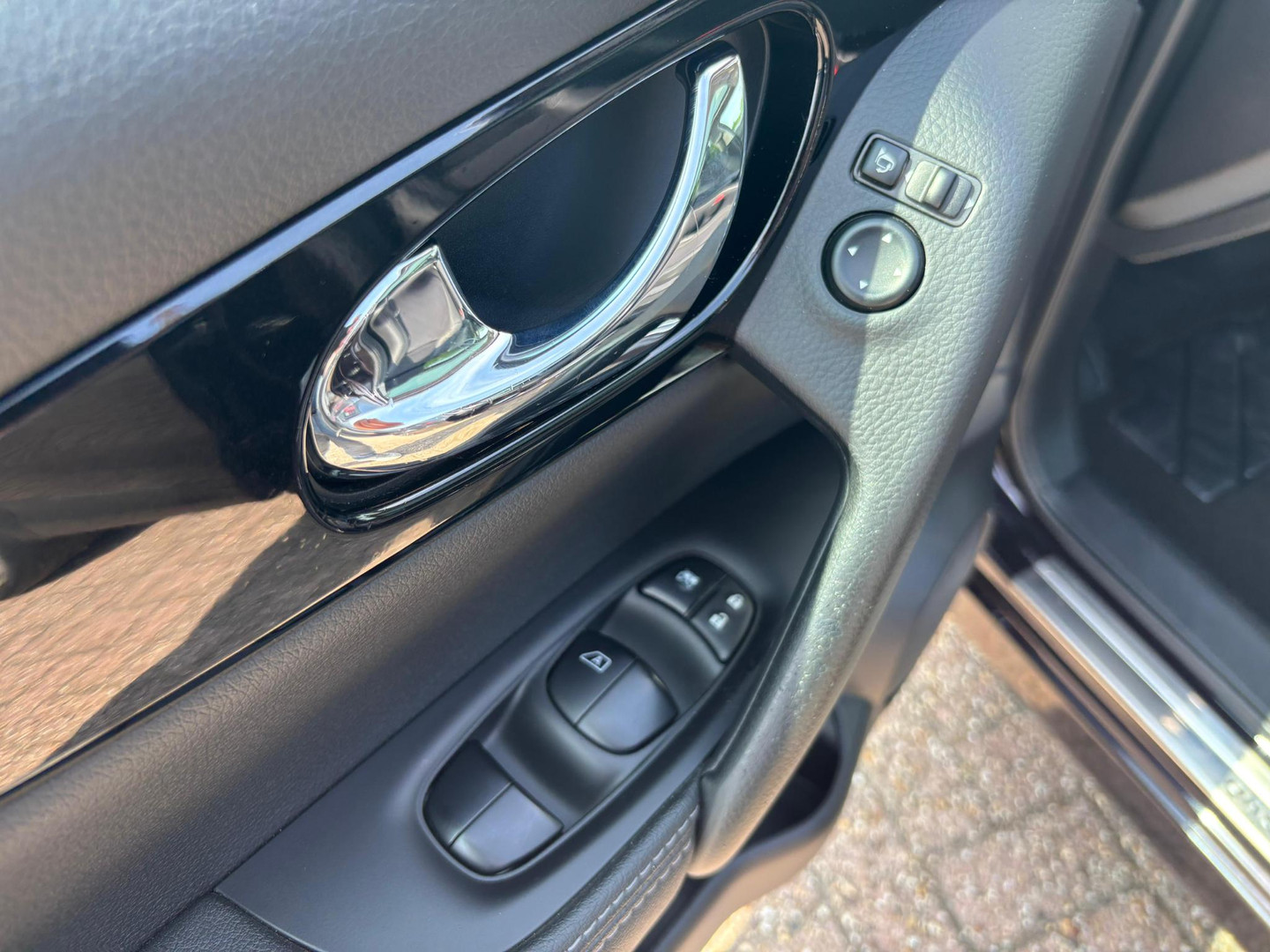 Nissan Nissan