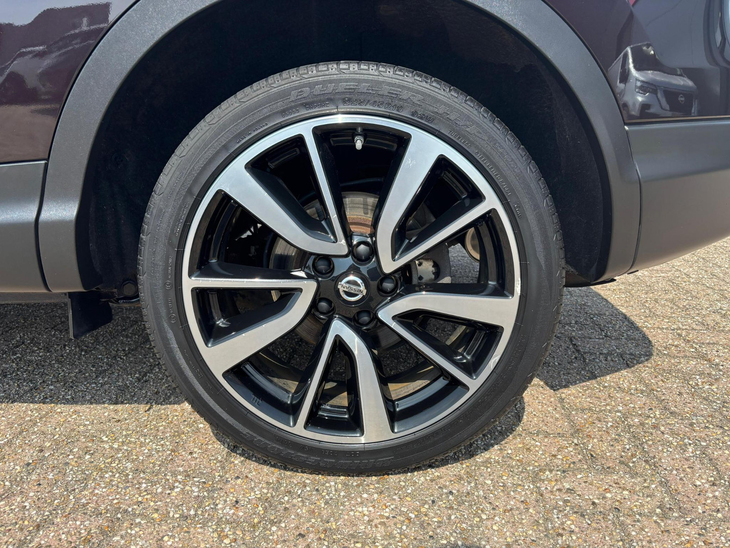 Nissan Nissan