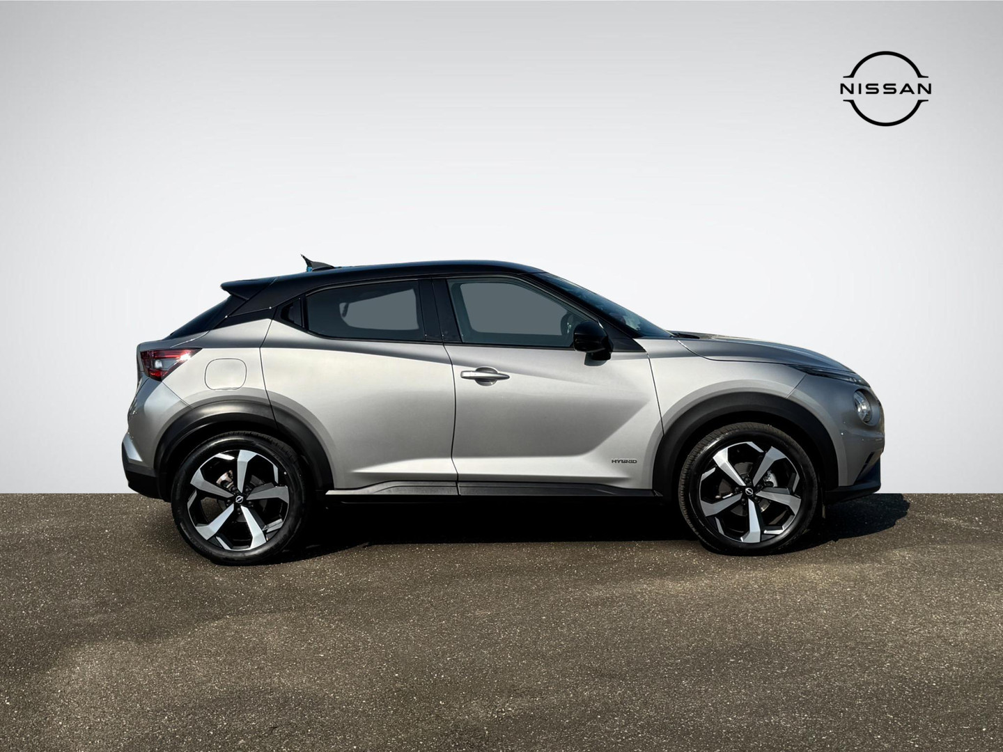 Nissan Nissan