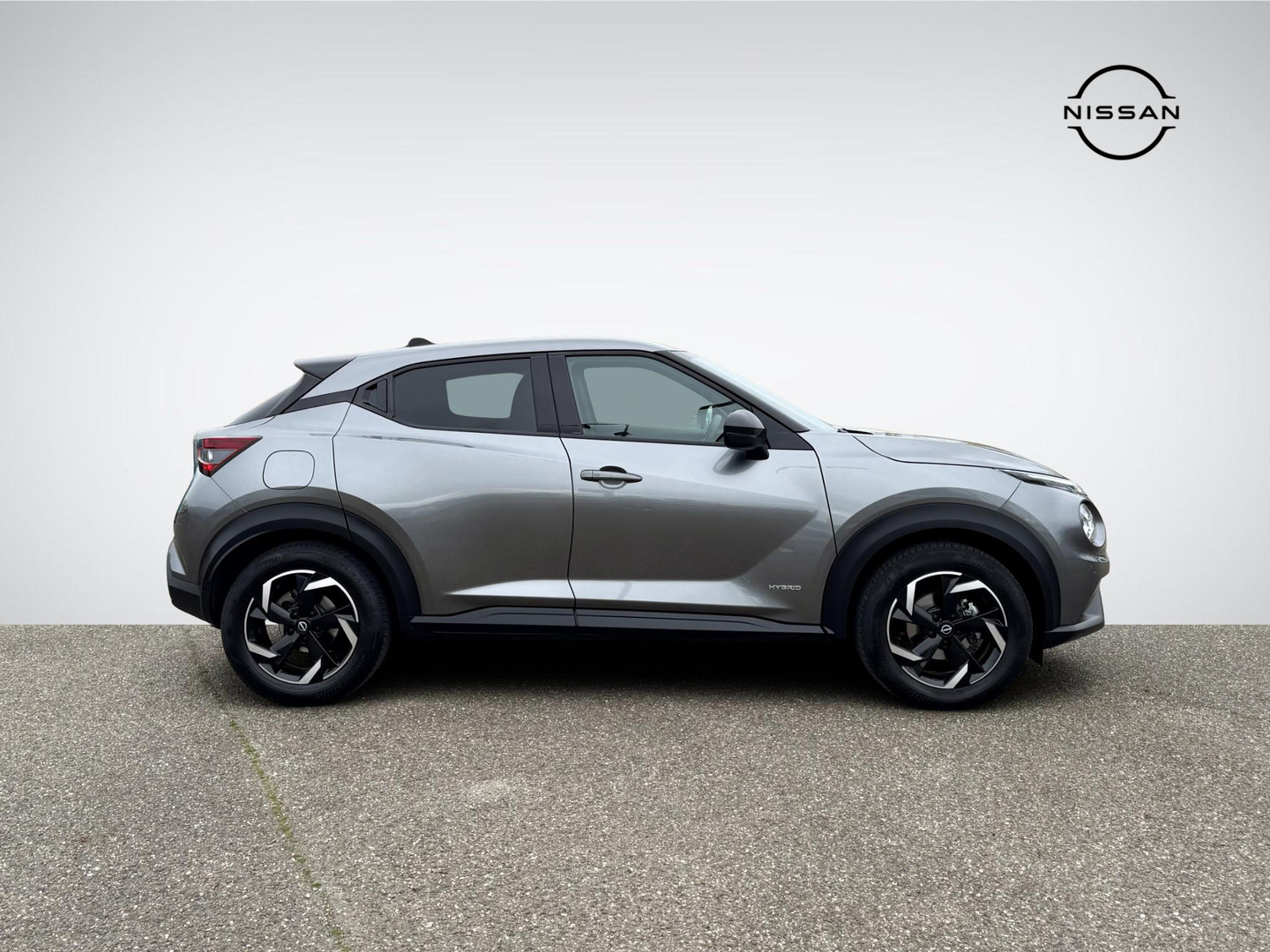 Nissan Nissan