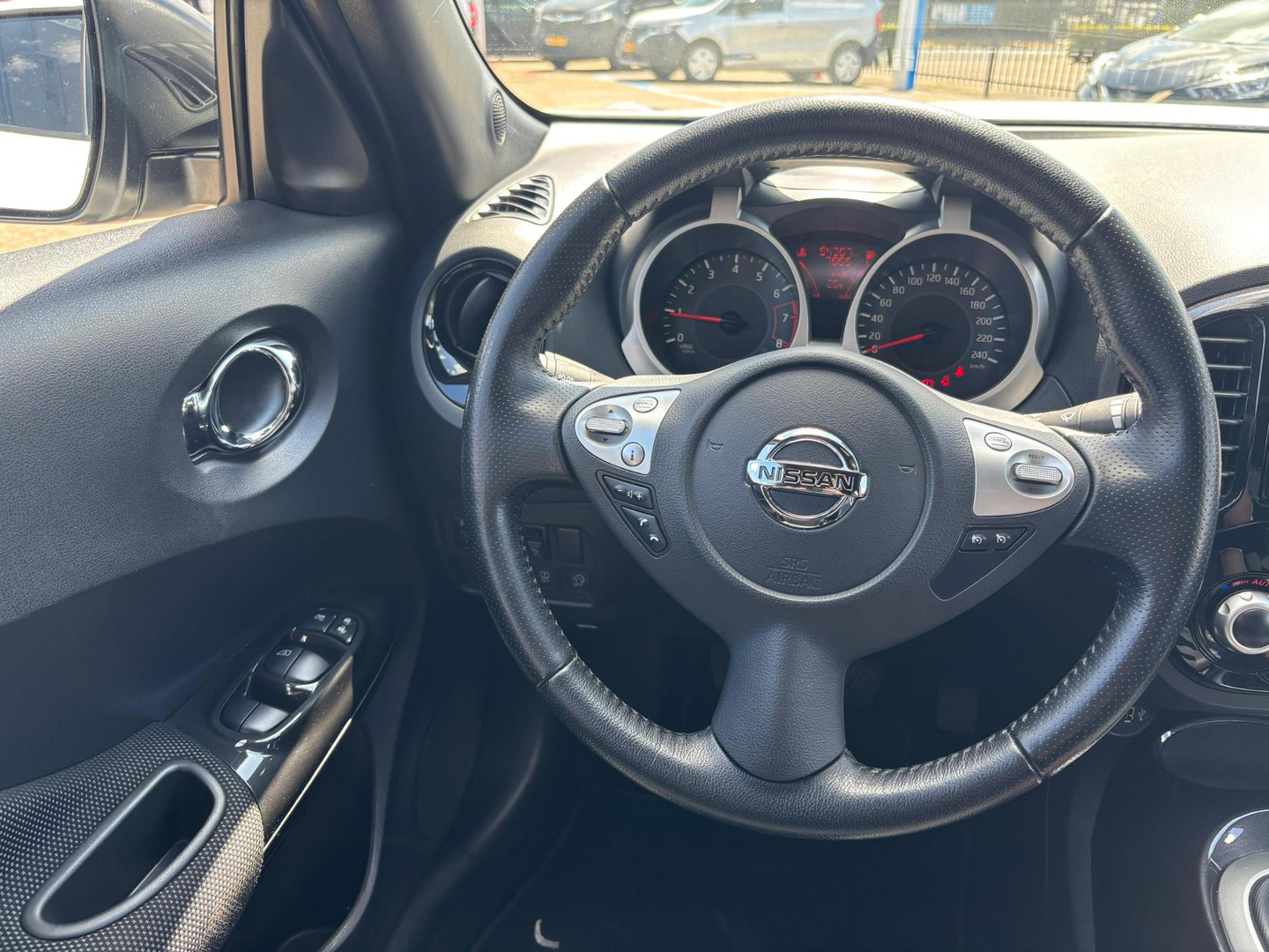 Nissan Nissan
