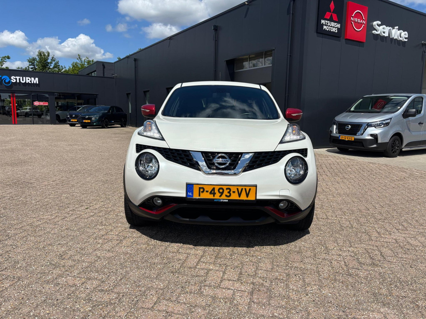Nissan Nissan