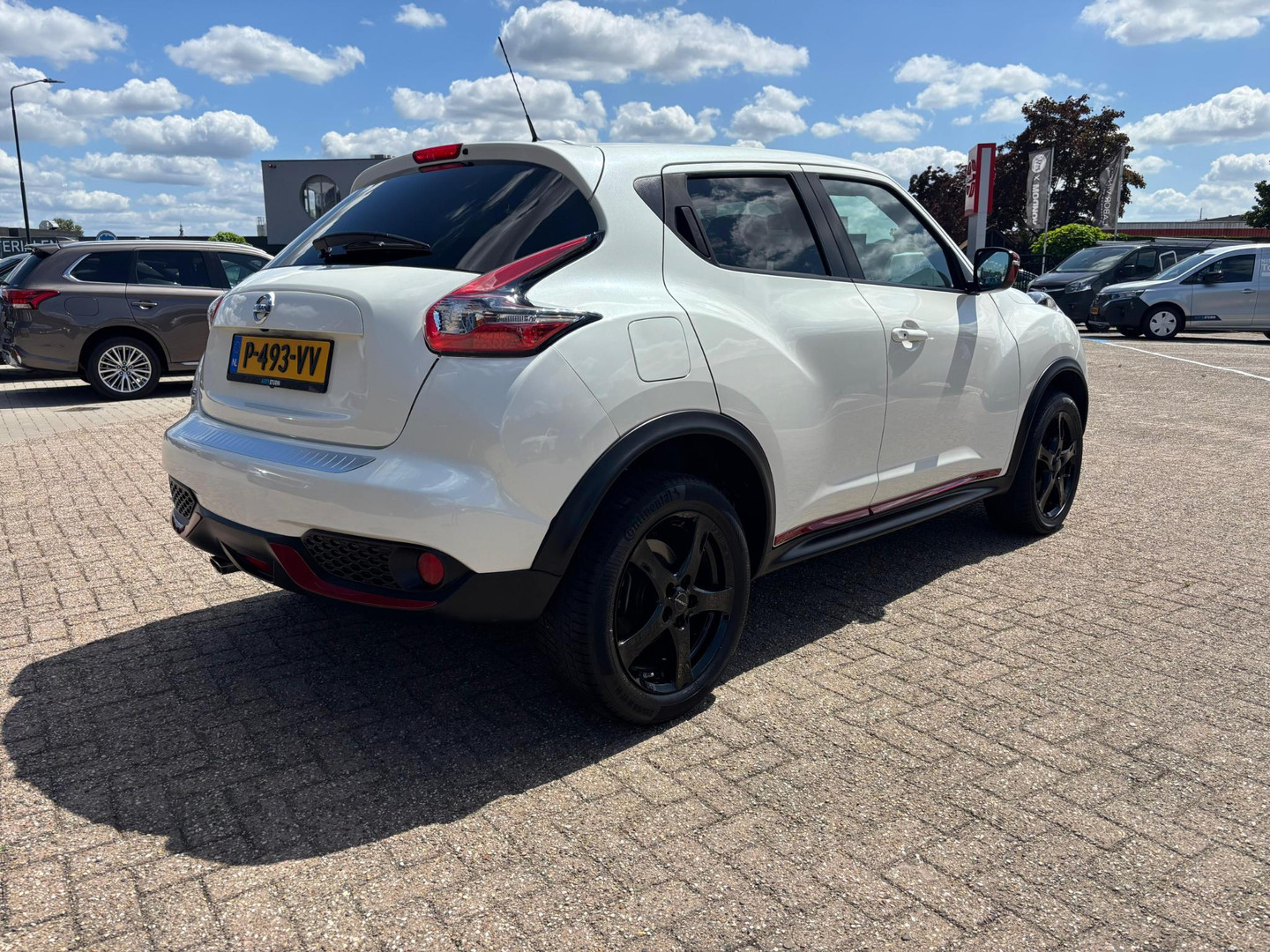 Nissan Nissan