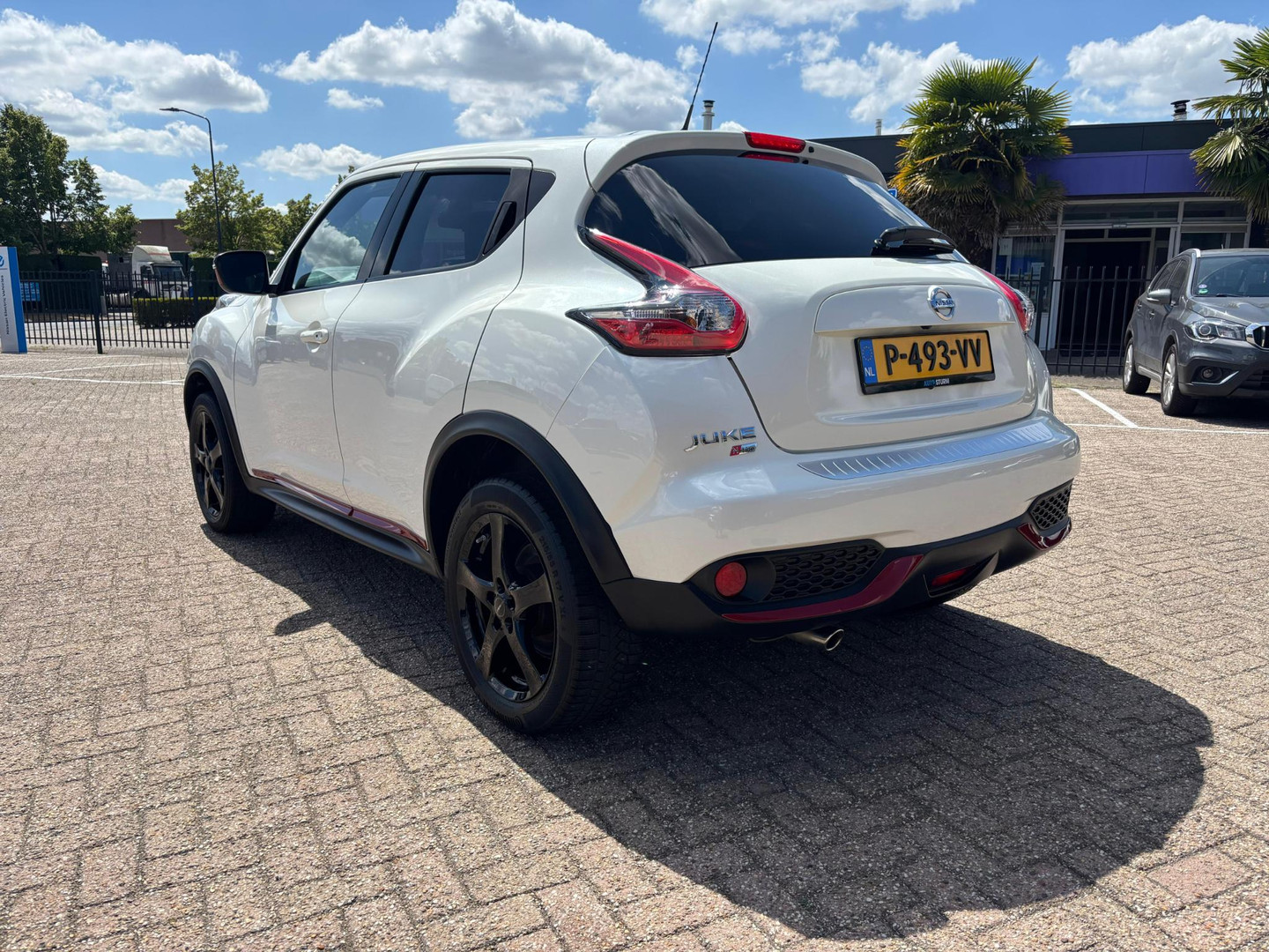 Nissan Nissan