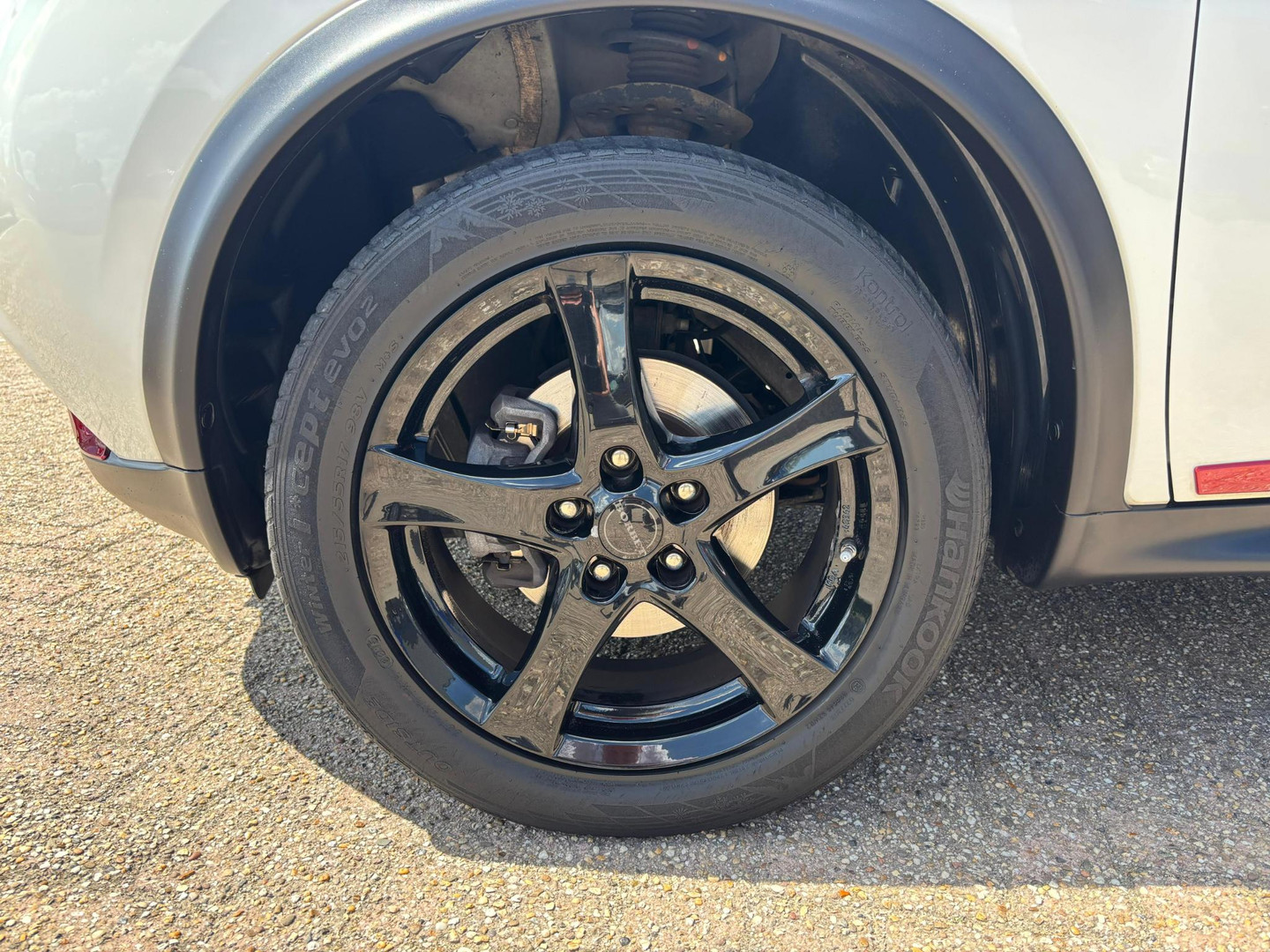 Nissan Nissan