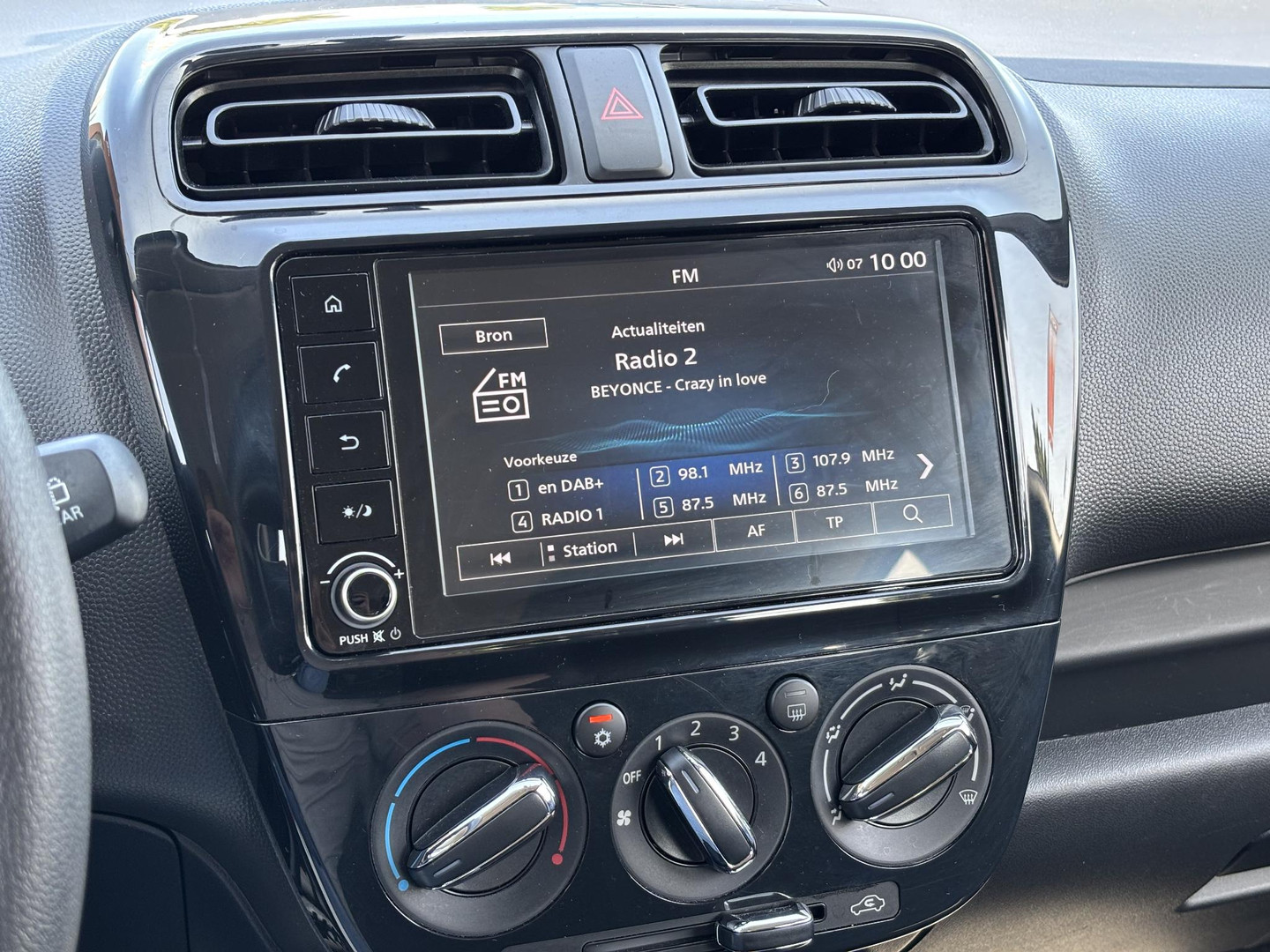 Mitsubishi Mitsubishi
