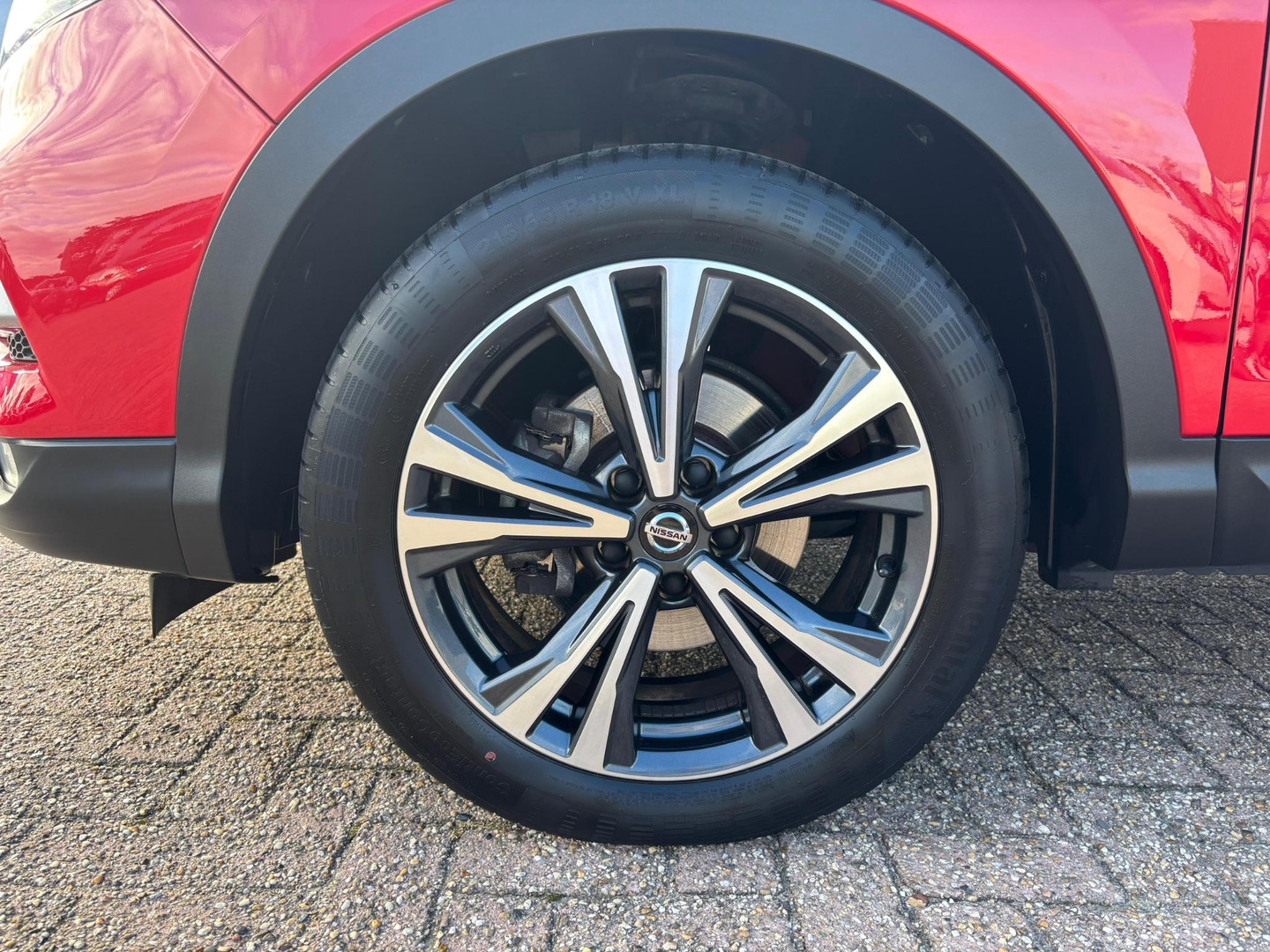 Nissan Nissan