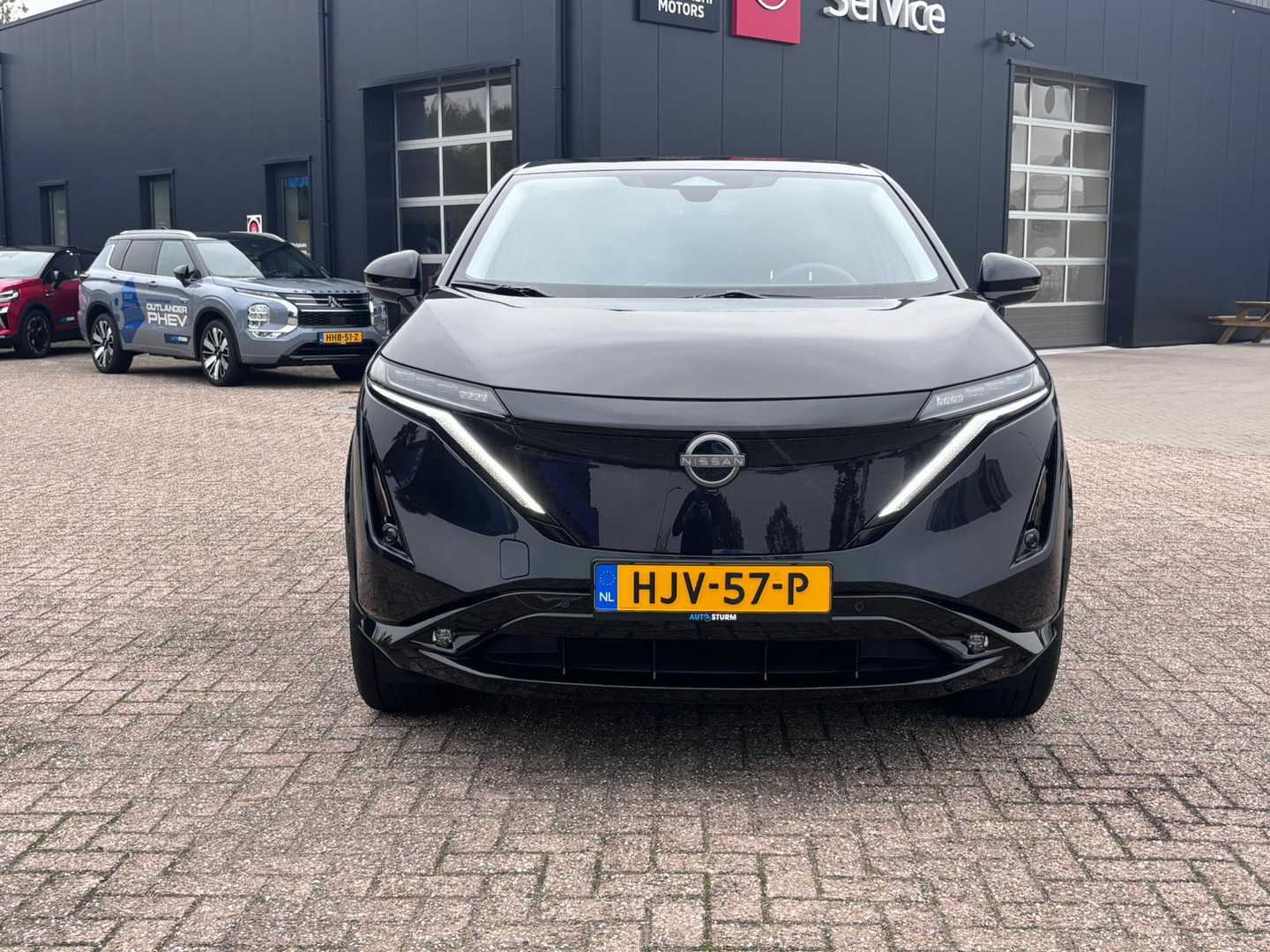 Nissan Nissan