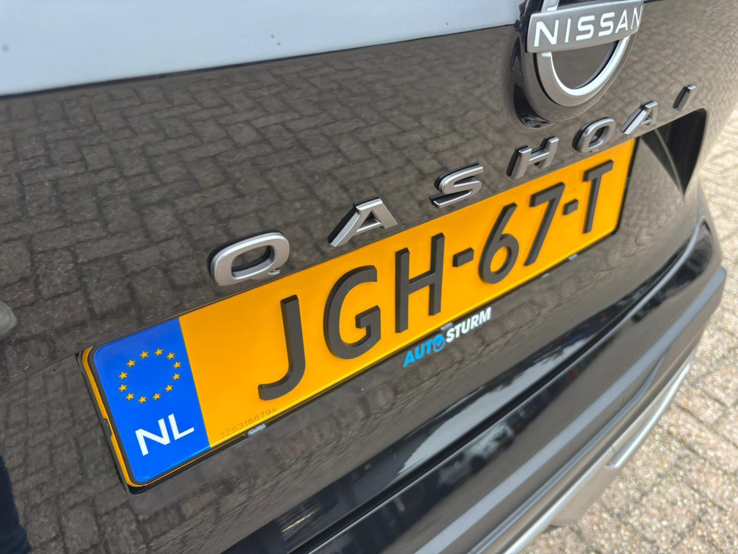 Nissan Nissan