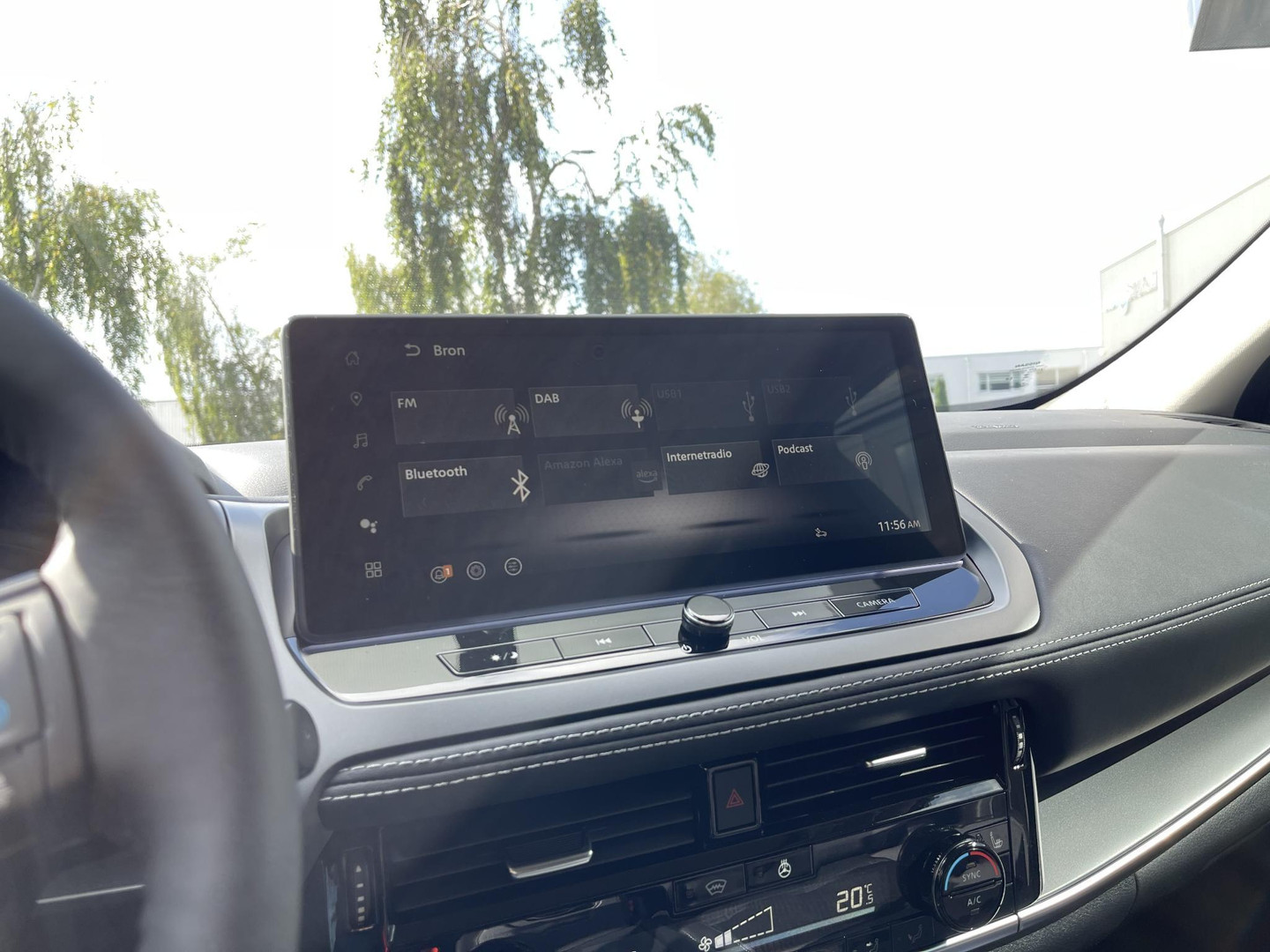 Nissan Nissan