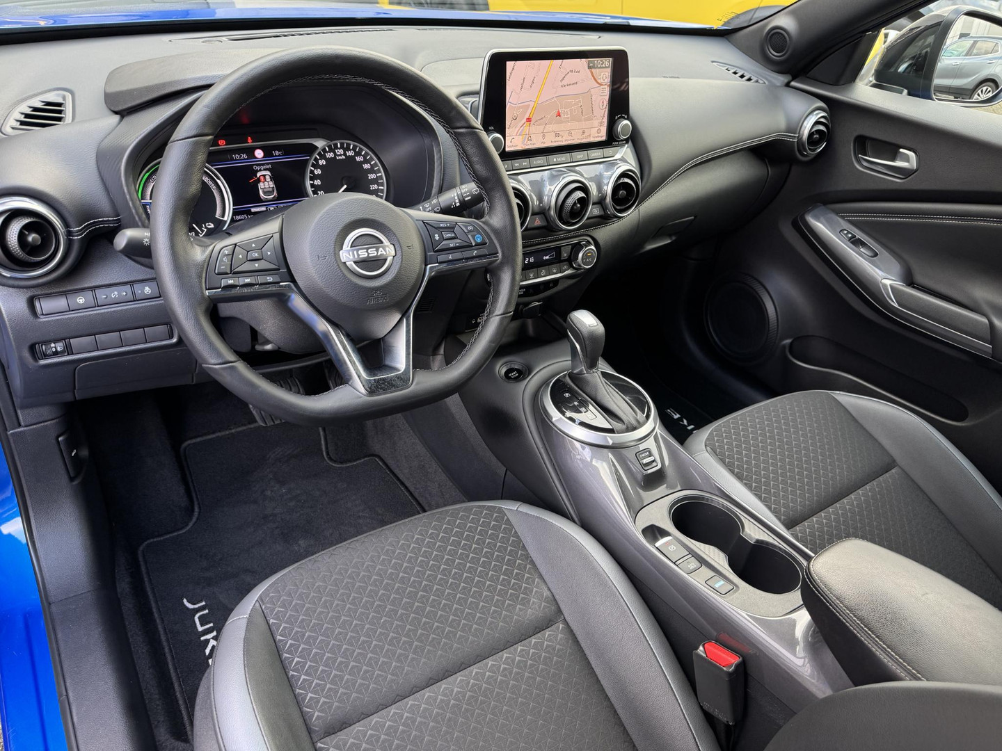 Nissan Nissan
