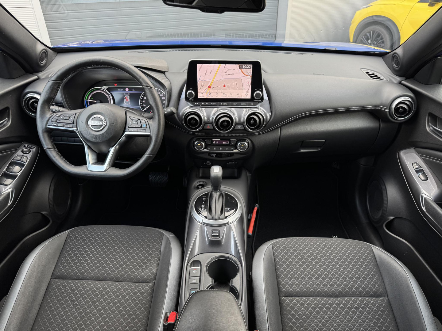 Nissan Nissan