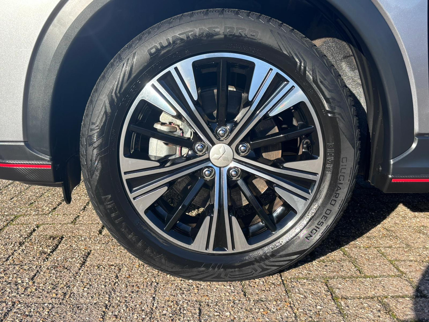 Mitsubishi Mitsubishi