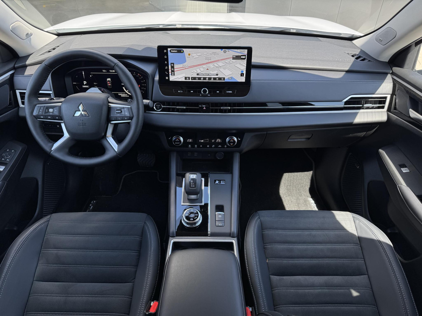 Mitsubishi Mitsubishi