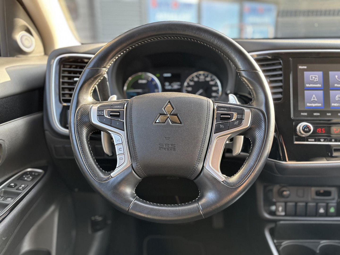 Mitsubishi Mitsubishi