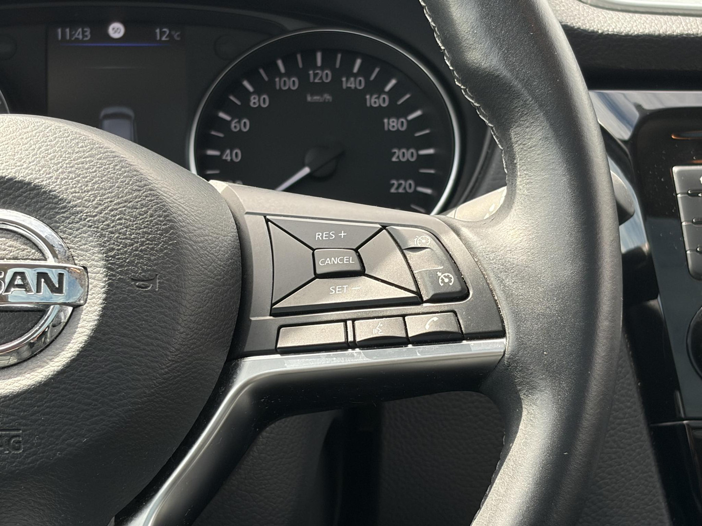 Nissan Nissan
