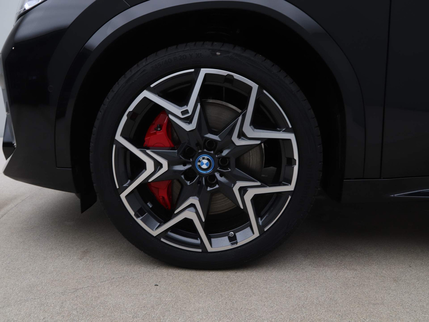 BMW BMW