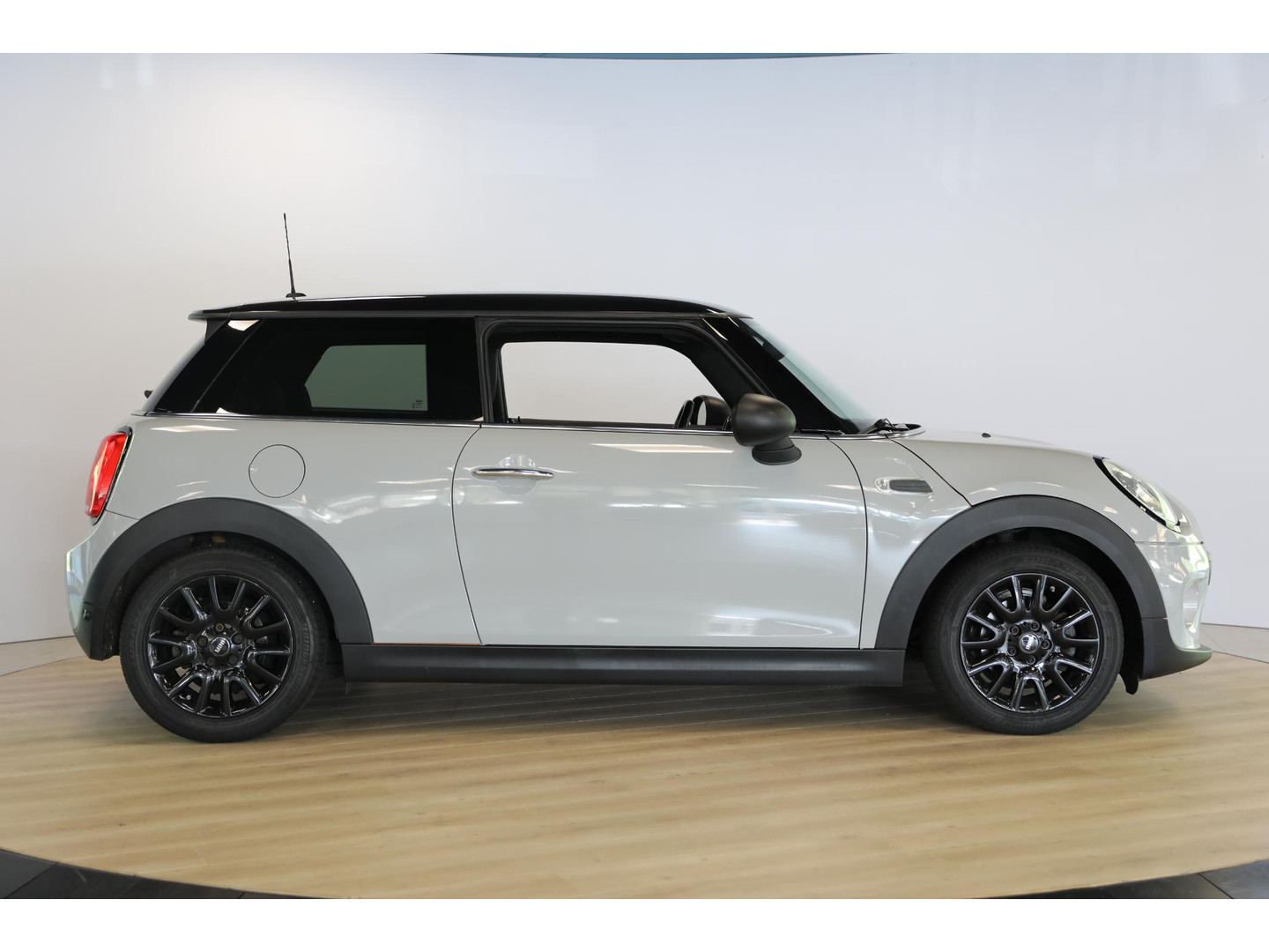 MINI