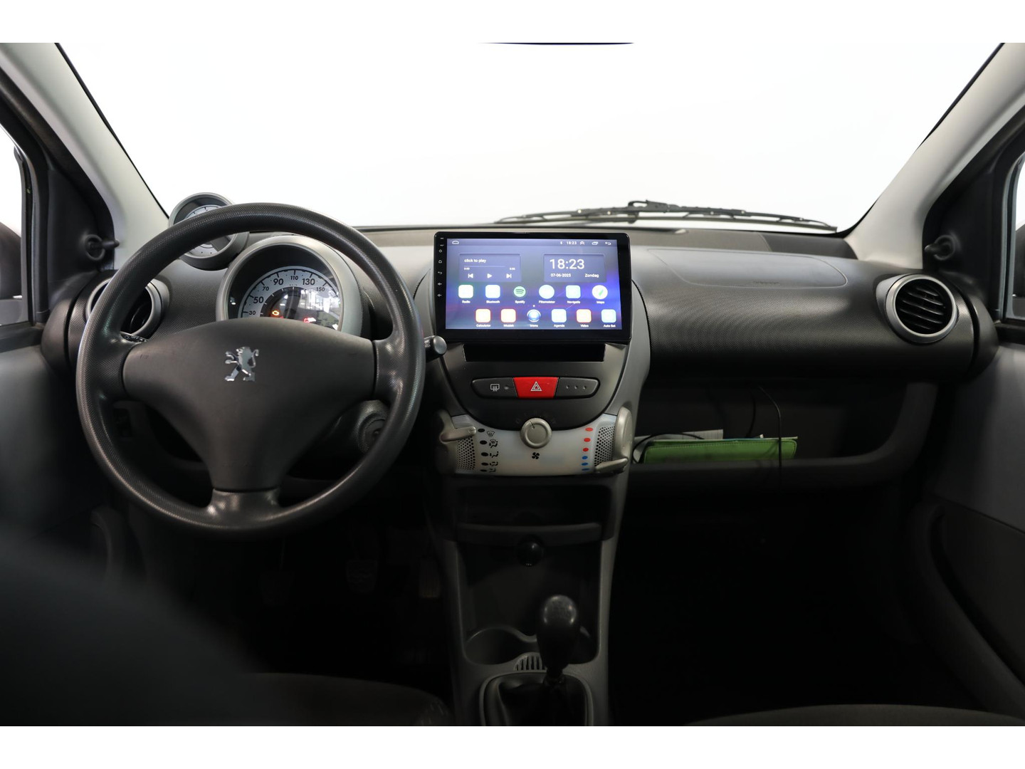 Peugeot Peugeot