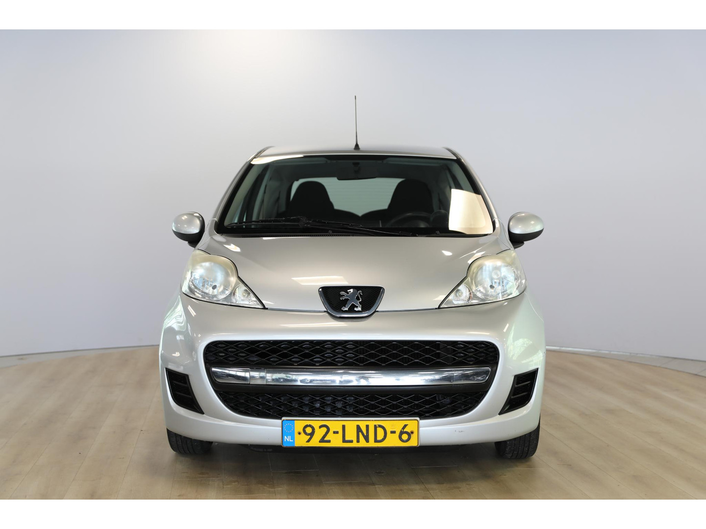 Peugeot Peugeot