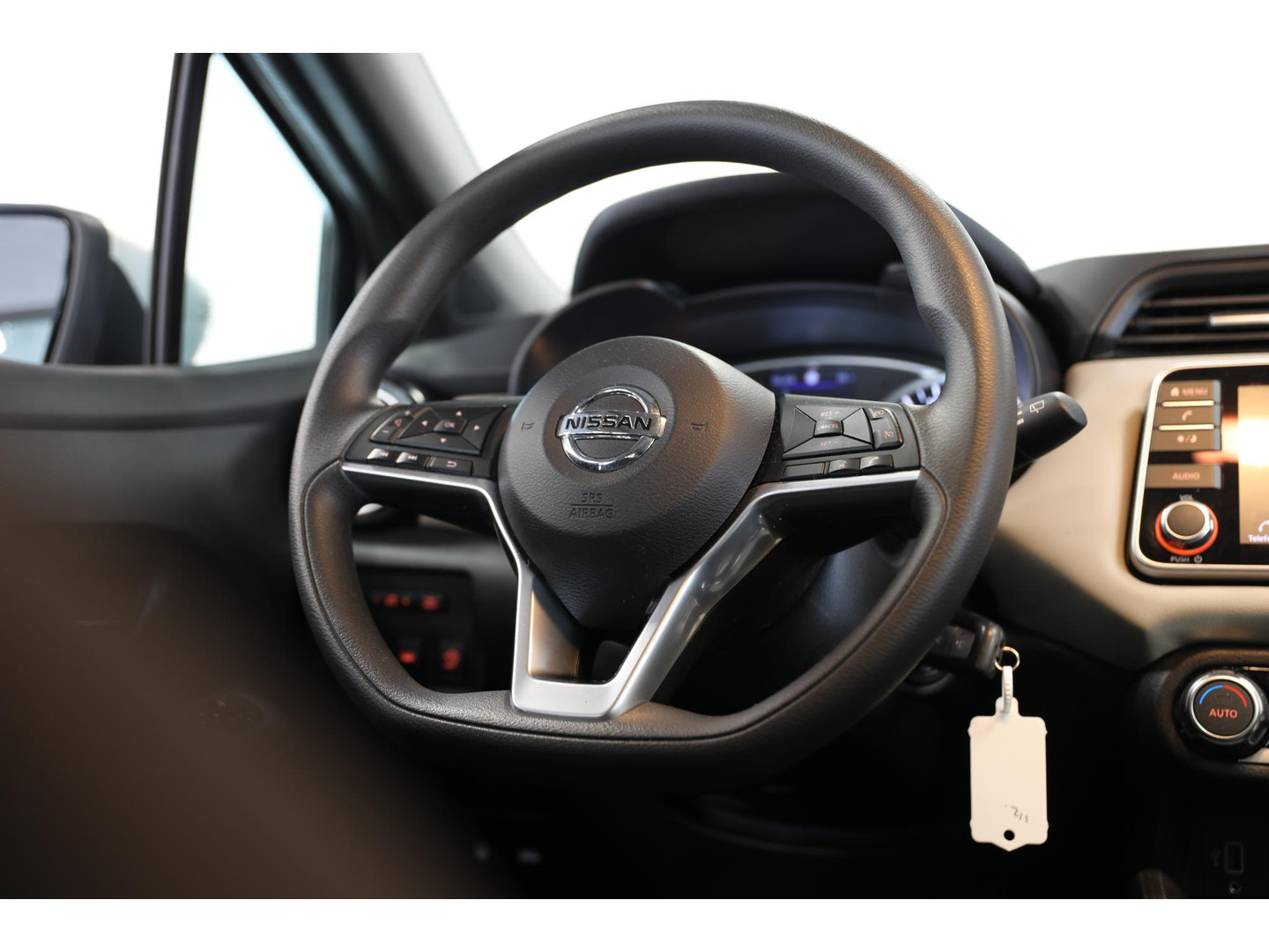 Nissan Nissan