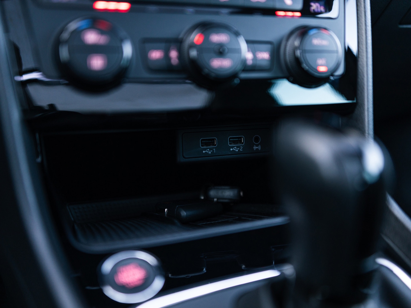 SEAT SEAT