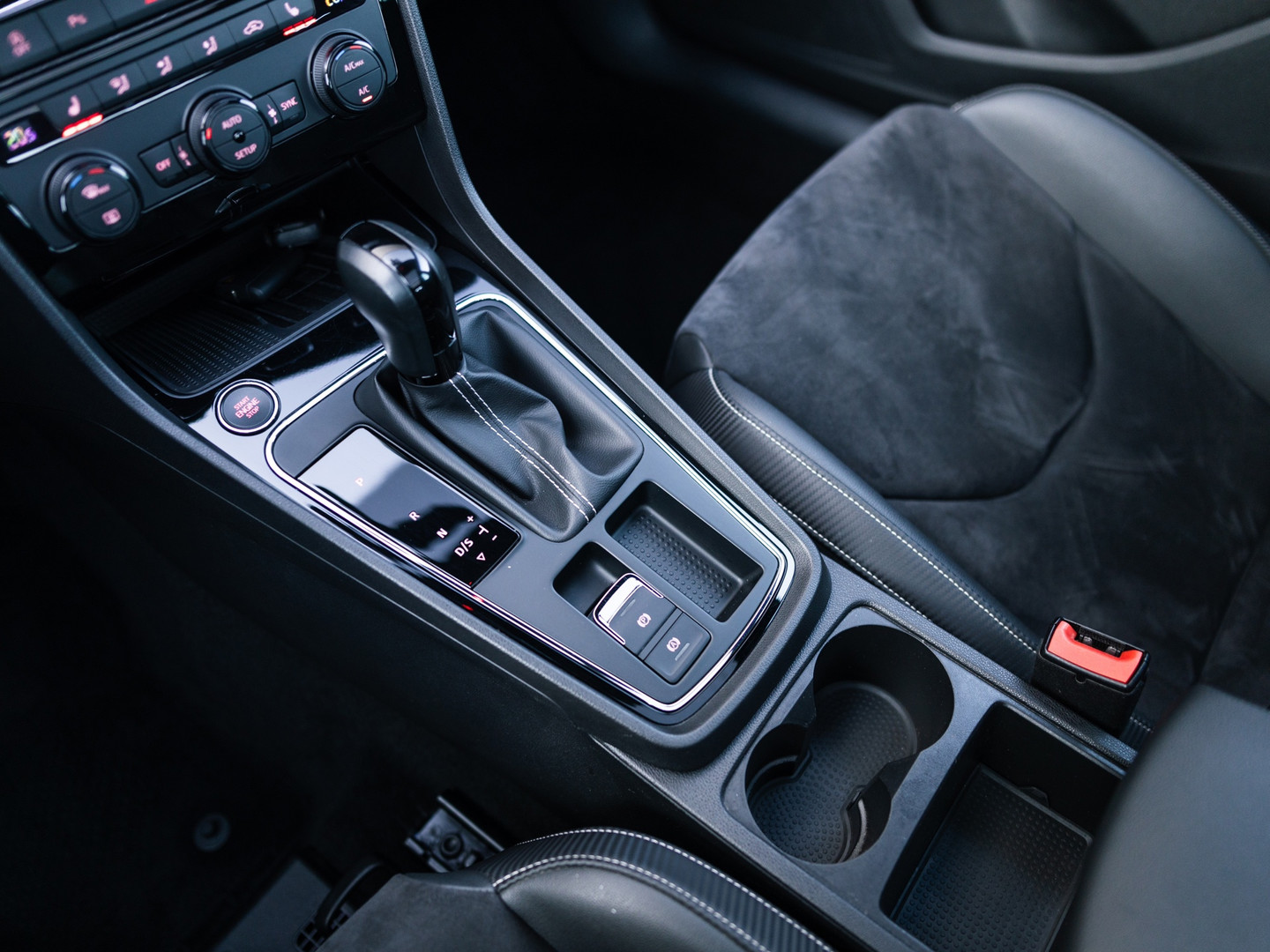 SEAT SEAT