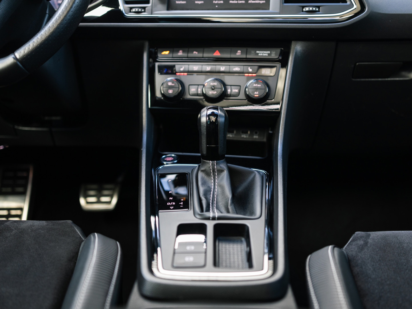 SEAT SEAT