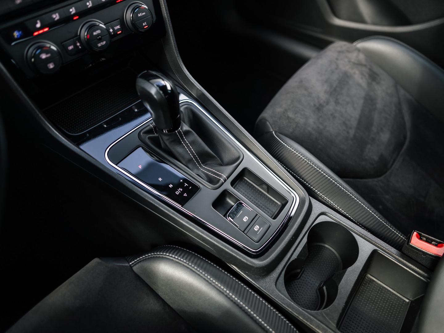 SEAT SEAT