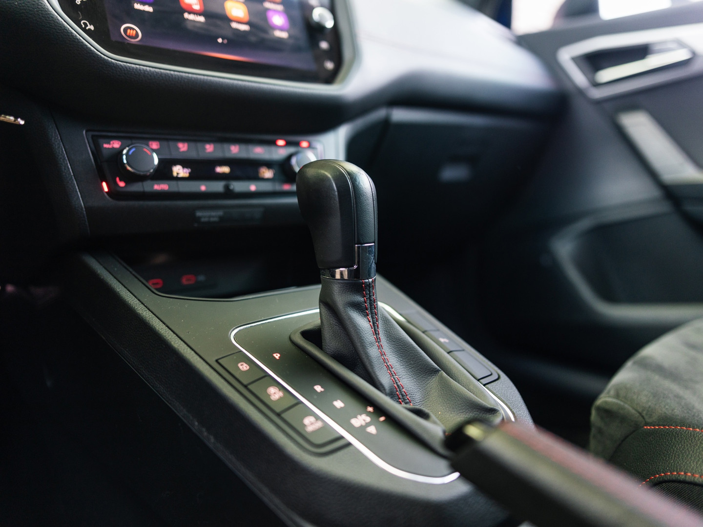 SEAT SEAT