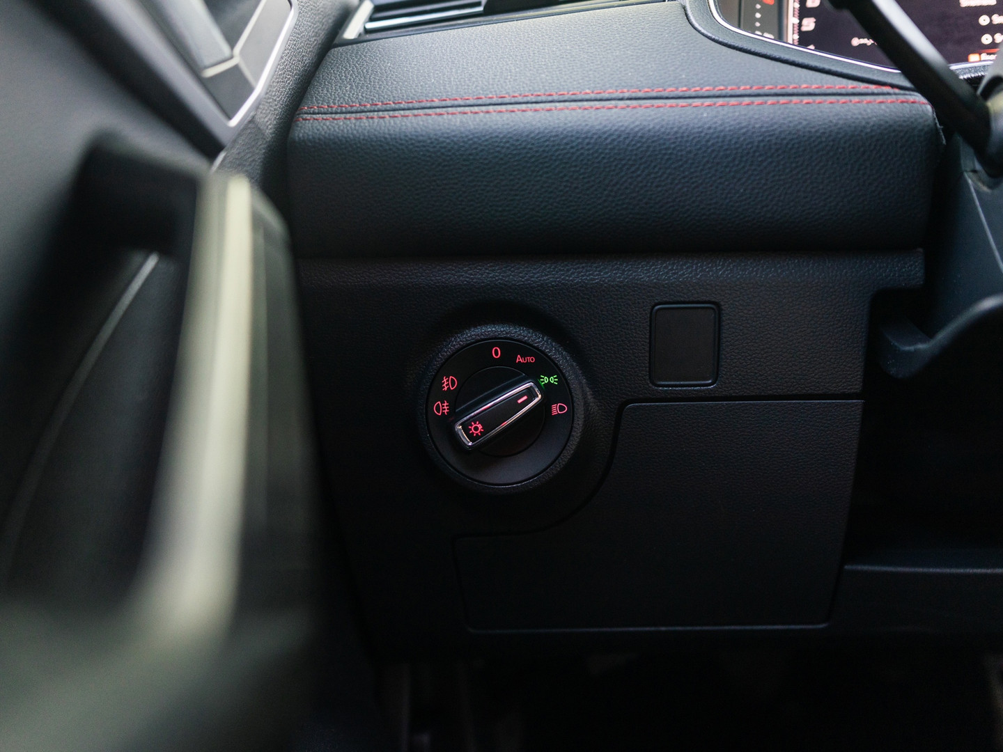 SEAT SEAT