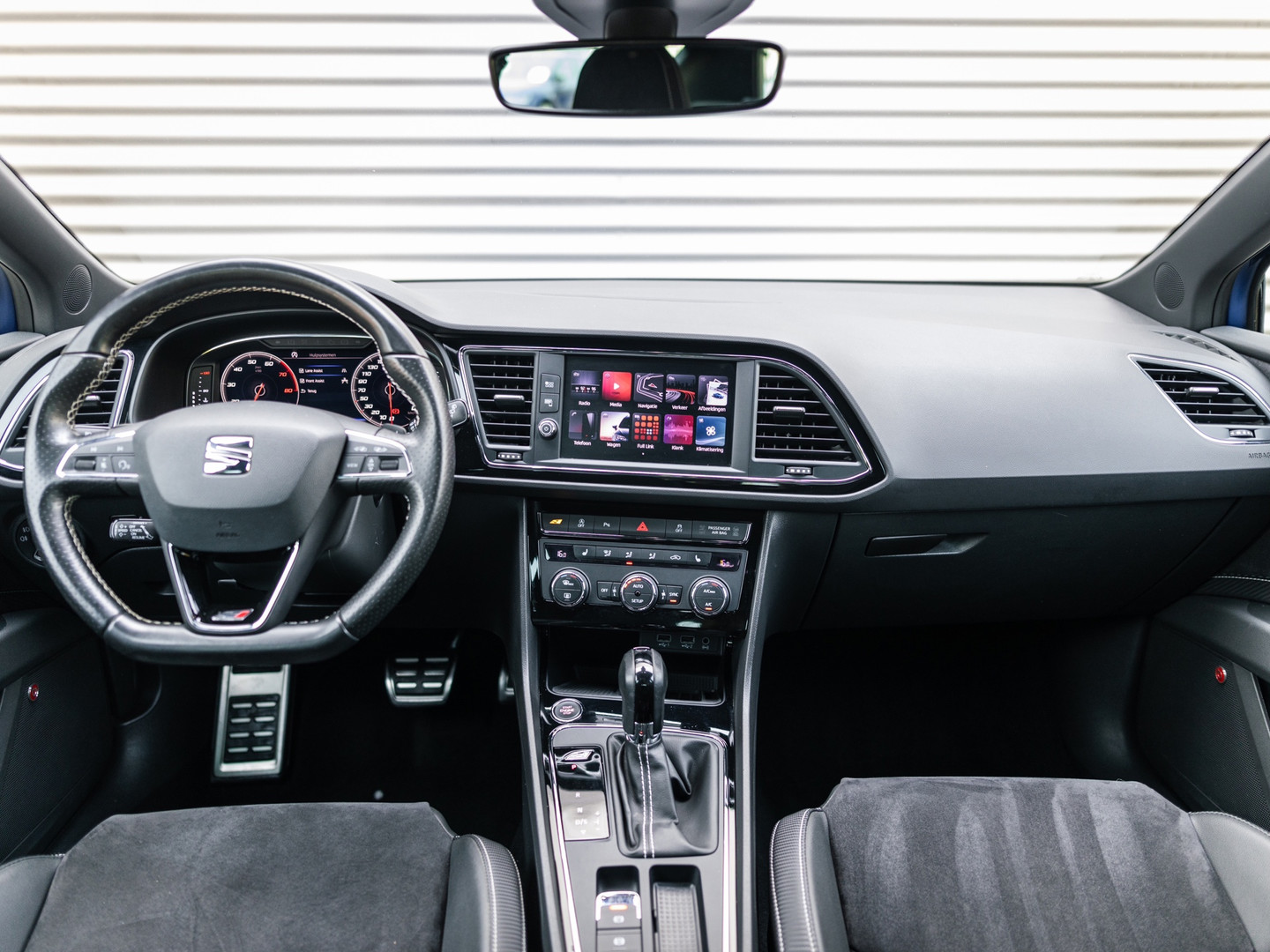 SEAT