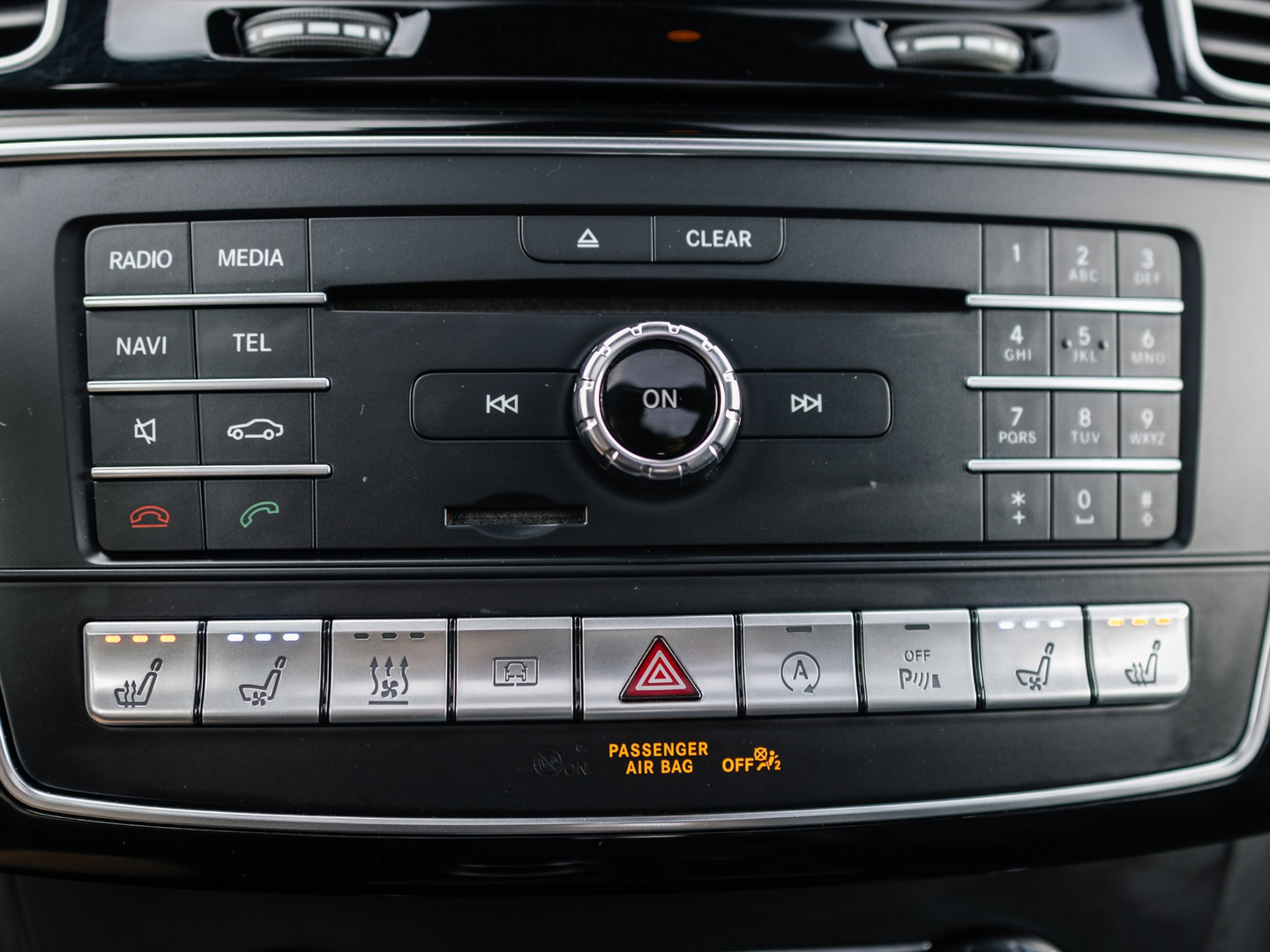 Mercedes-Benz Mercedes-Benz