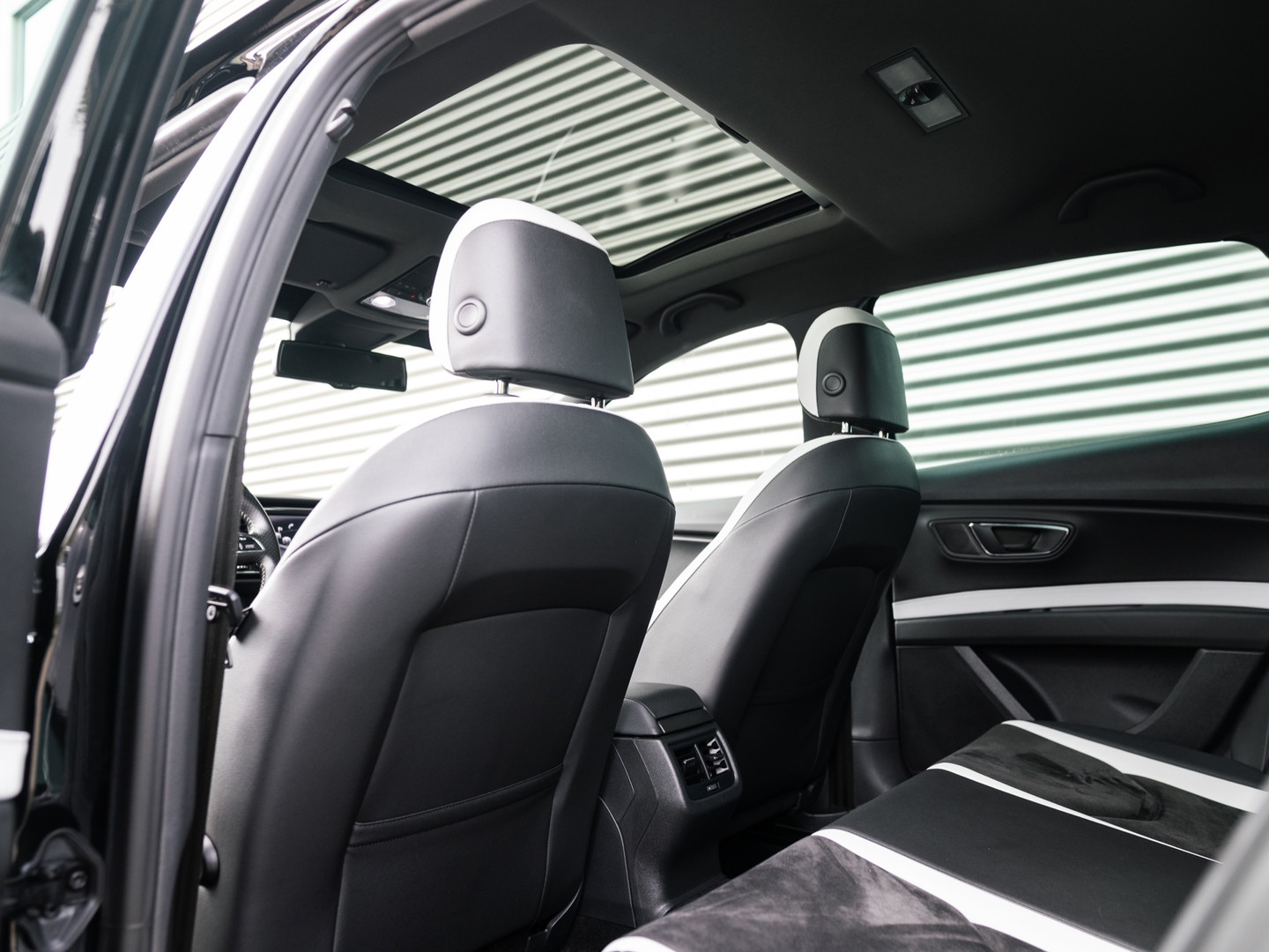 SEAT