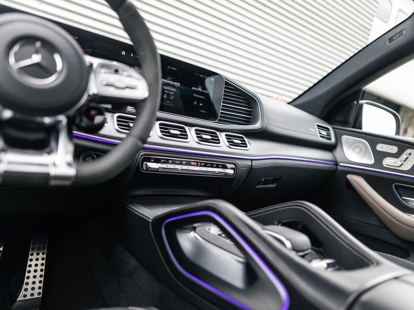 Mercedes-Benz Mercedes-Benz