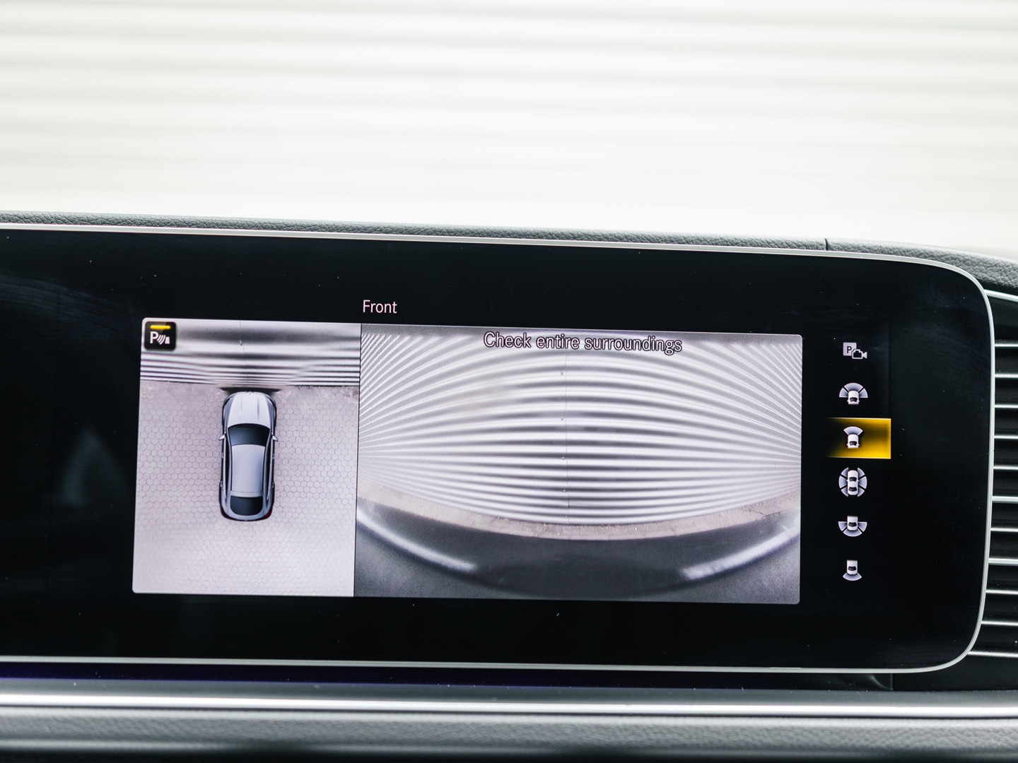 Mercedes-Benz Mercedes-Benz