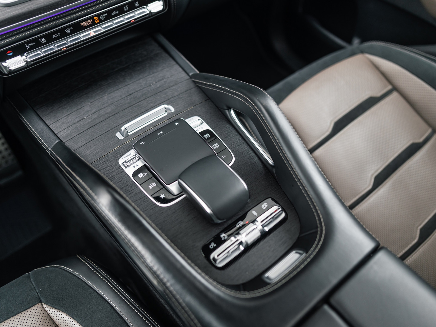 Mercedes-Benz Mercedes-Benz