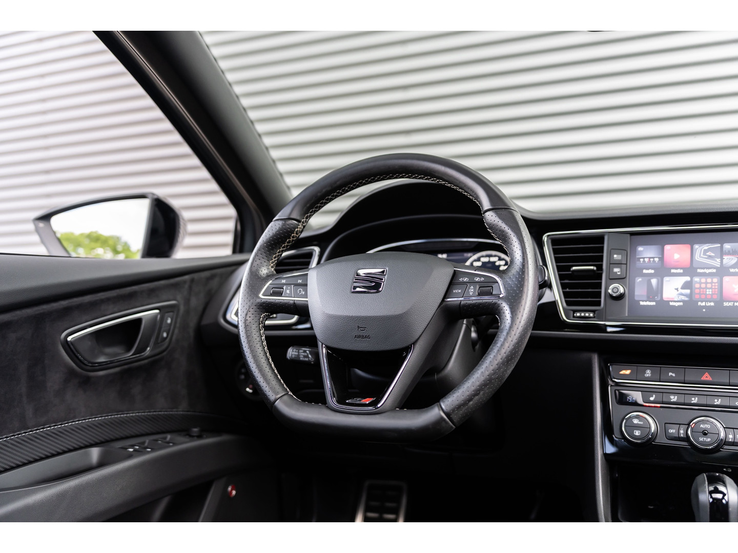SEAT