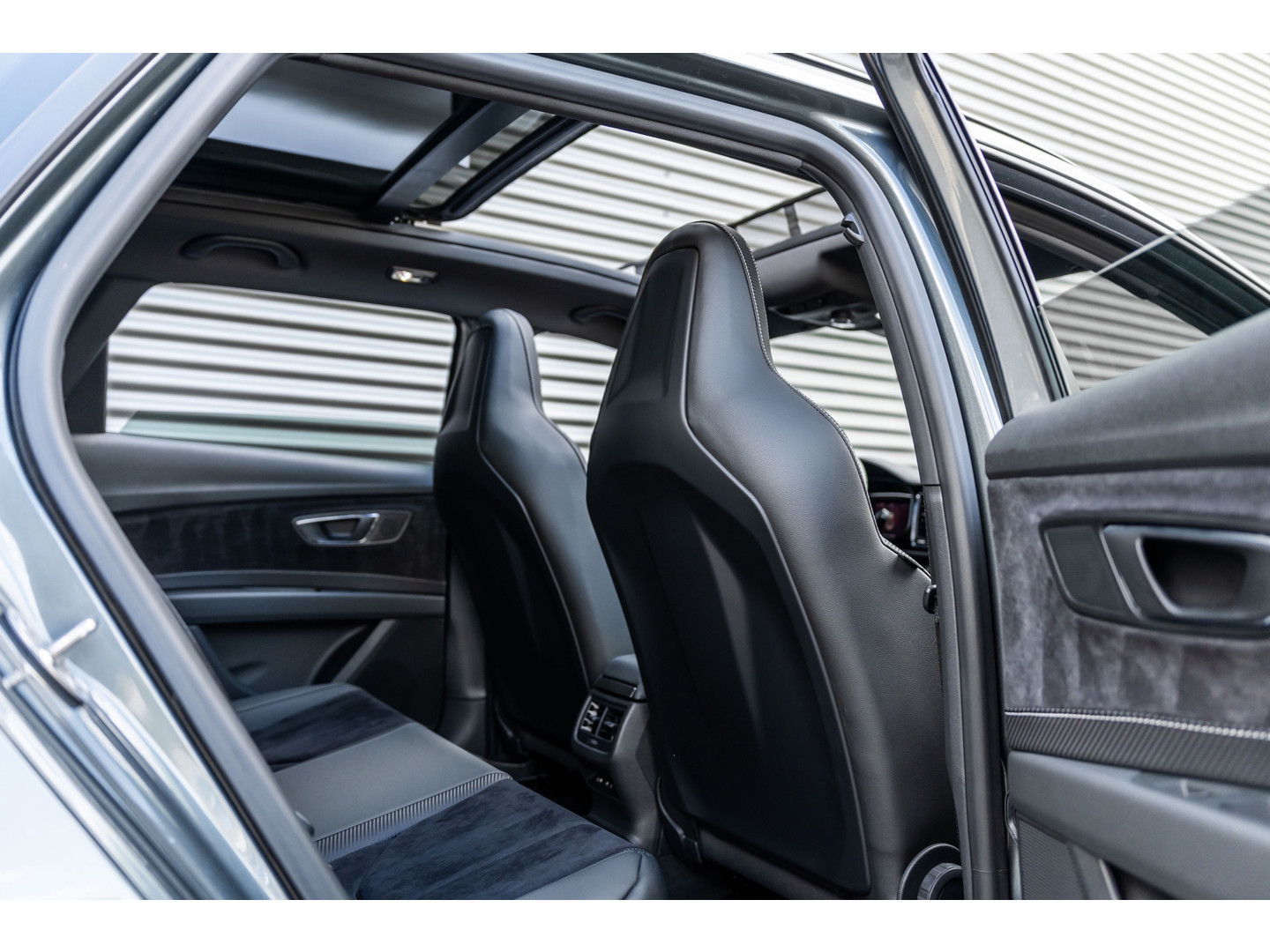SEAT