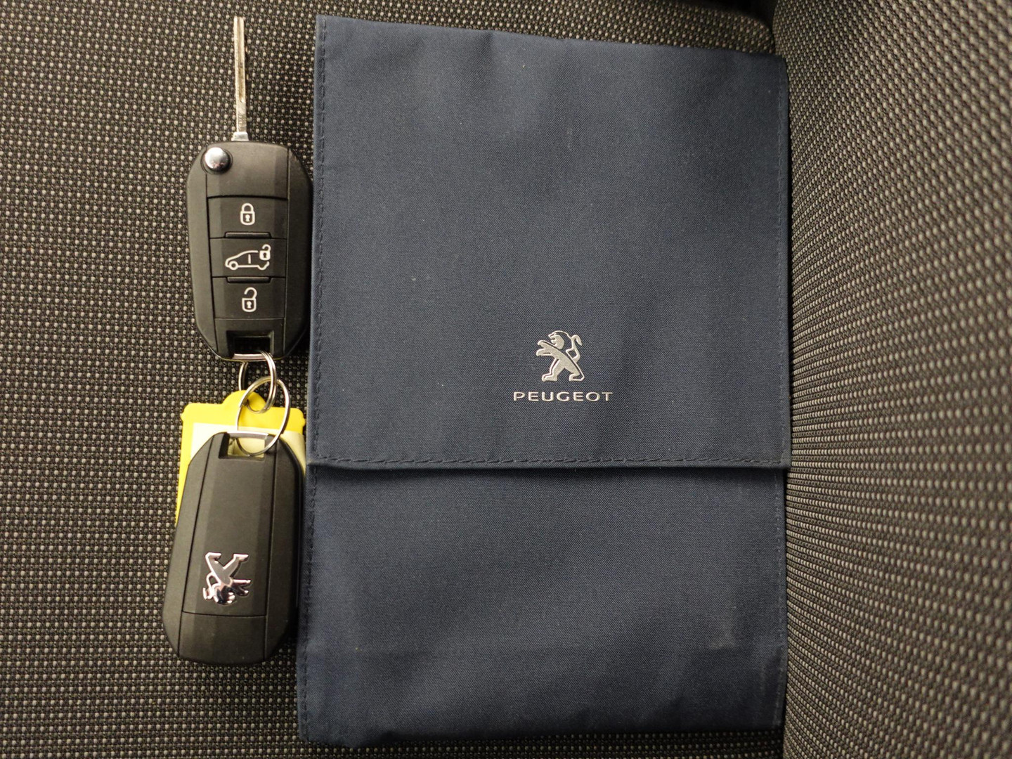 Peugeot Peugeot