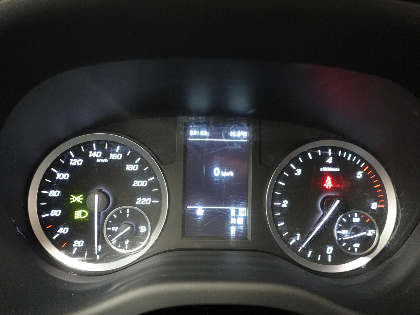 Mercedes-Benz Mercedes-Benz