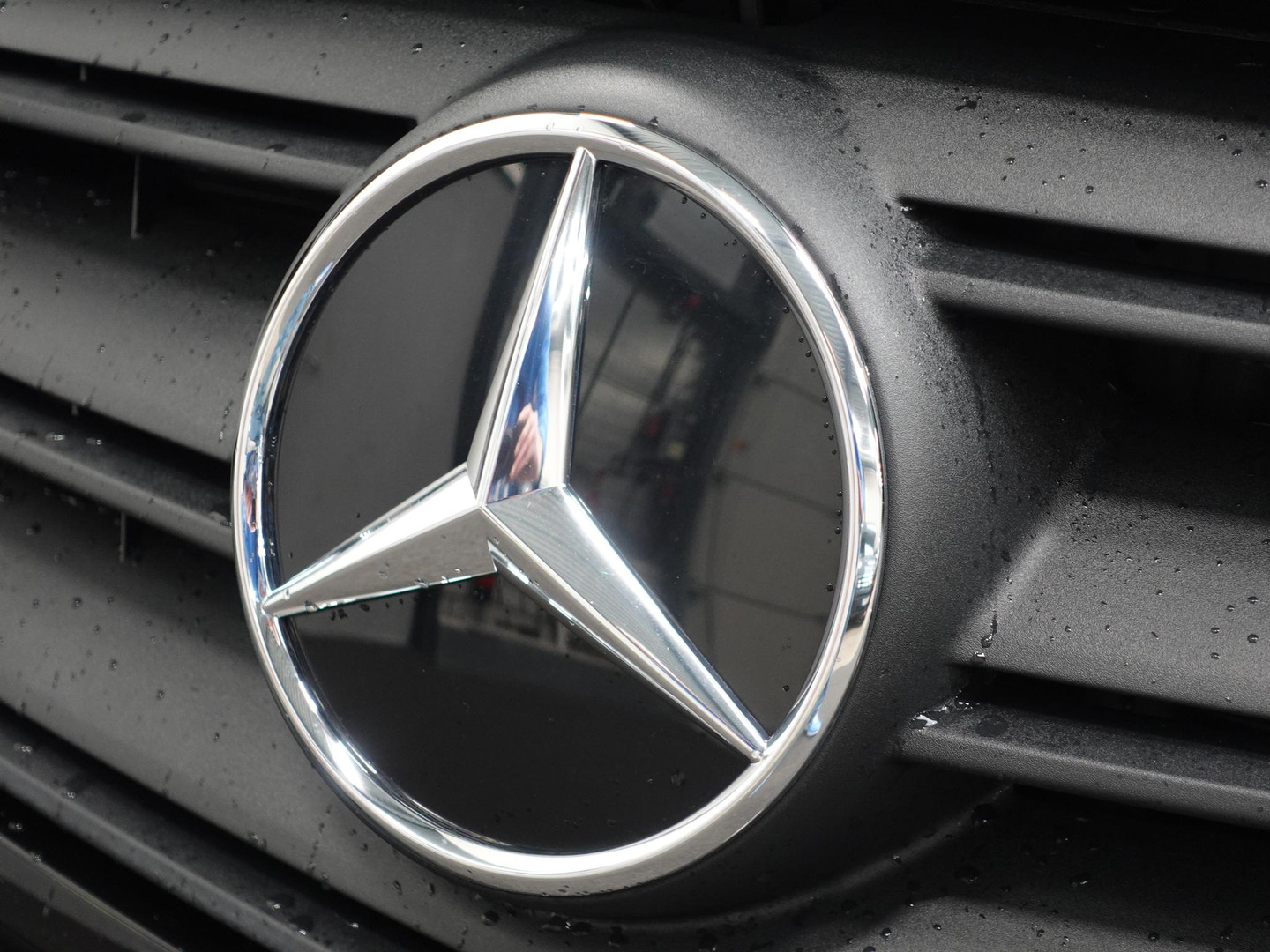 Mercedes-Benz Mercedes-Benz