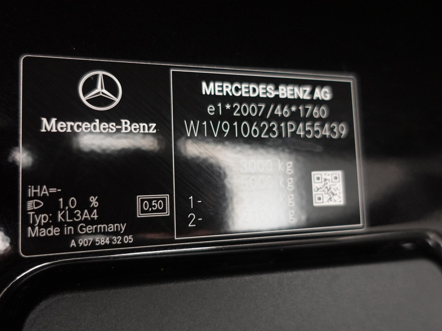 Mercedes-Benz Mercedes-Benz
