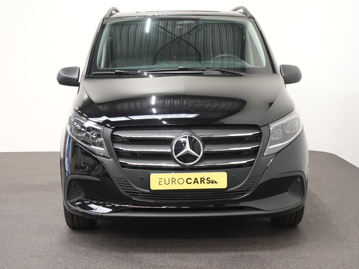 Mercedes-Benz Mercedes-Benz