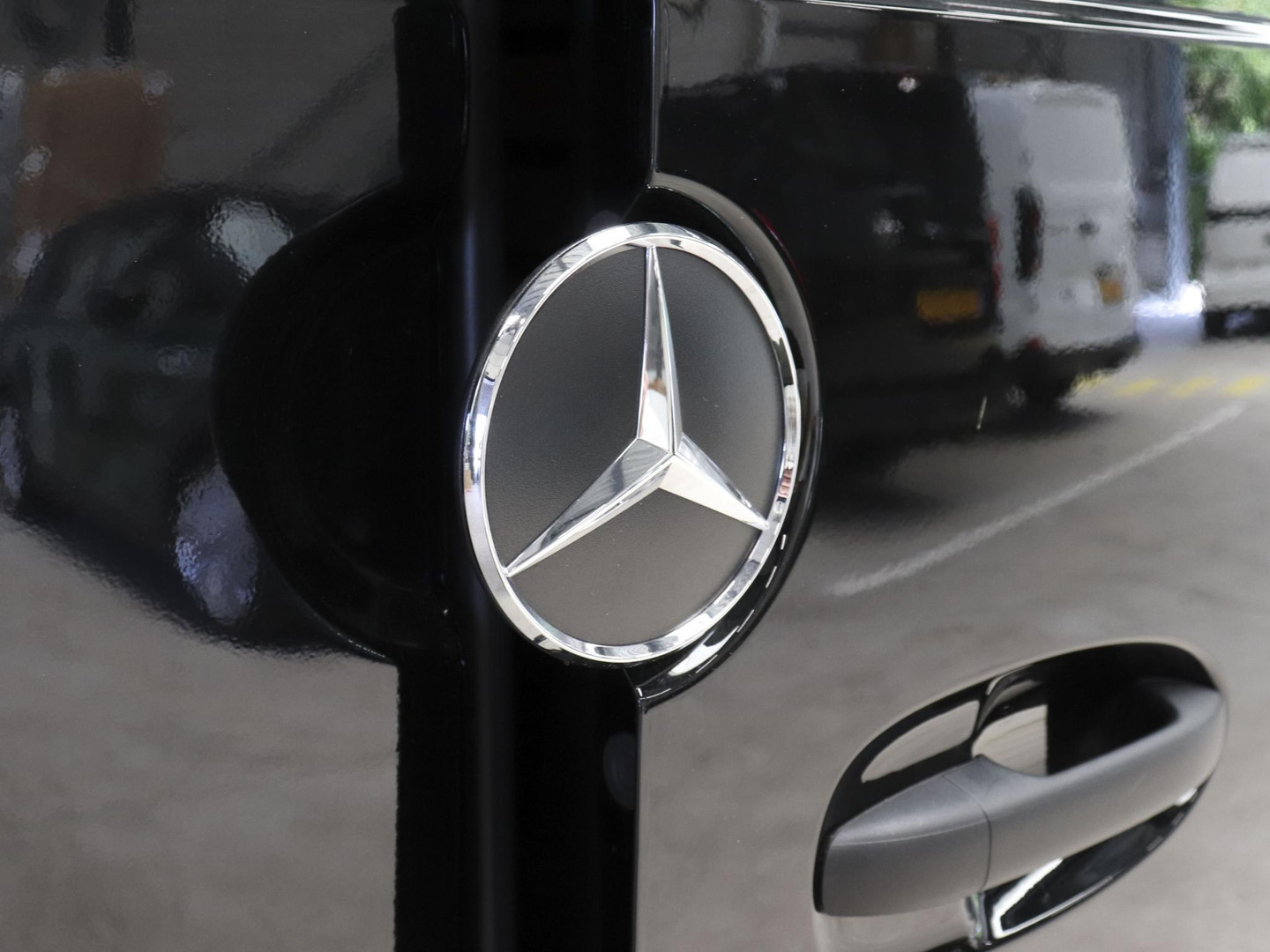 Mercedes-Benz Mercedes-Benz