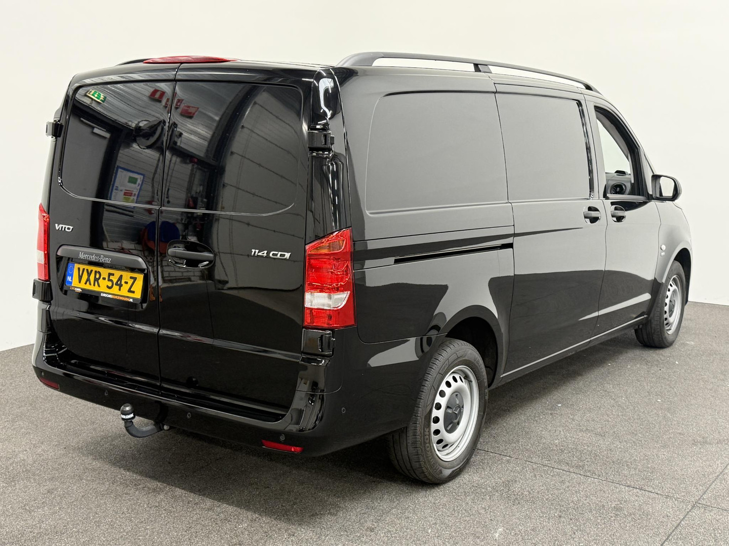 Mercedes-Benz Mercedes-Benz