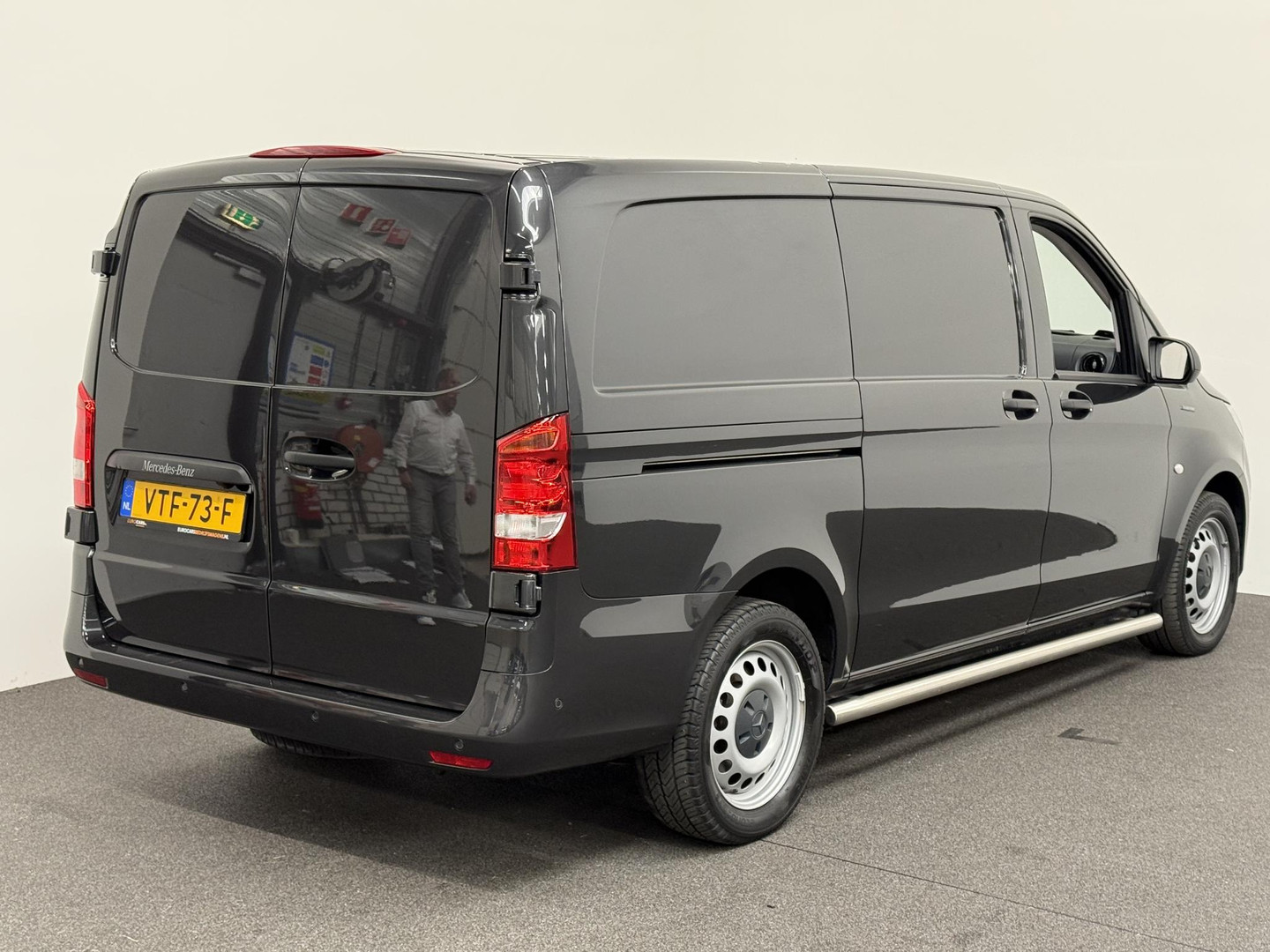 Mercedes-Benz Mercedes-Benz