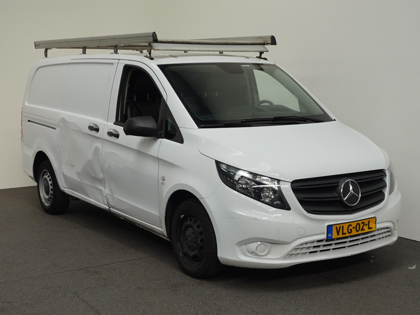 Mercedes-Benz Mercedes-Benz